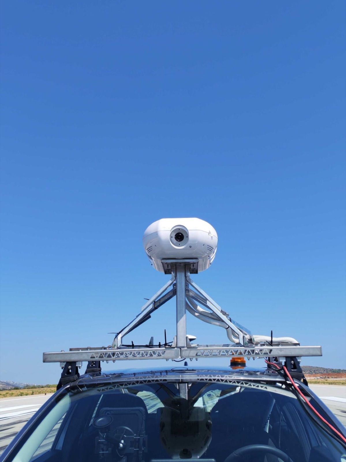 The Mobile Detection Unit's sensor pod, head-on above the windscreen.